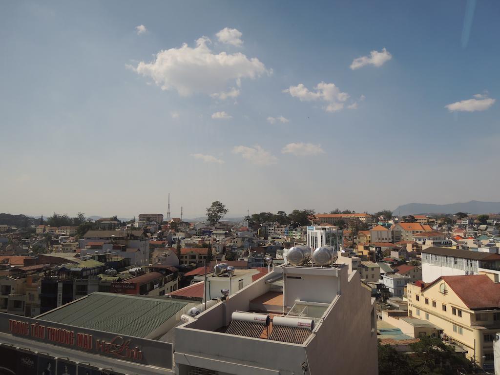 Phuong Tung Hotel Dalat Exterior foto